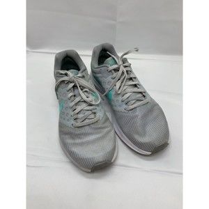 Nike Shoes Womens Size 8 Running Sneakers Gray White Green